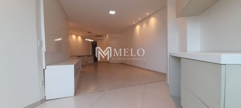 Imagem Apartamento com 4 Quartos à Venda, 123 m² em Casa Amarela - Recife