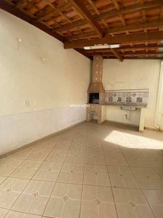 Imagem Casa com 3 Quartos à Venda, 130 m² Imagem Casa com 3 Quartos à Venda, 130 m²