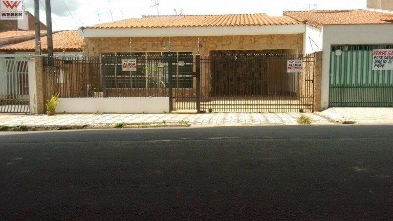 Imagem Casa com 3 Quartos à Venda,  em Sorocaba