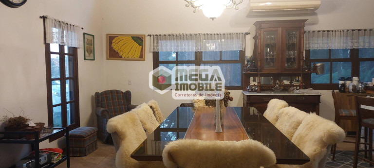 Imagem Casa com 5 Quartos à Venda, 170 m² em Centro - Rancho Queimado Imagem Casa com 5 Quartos à Venda, 170 m² em Centro - Rancho Queimado