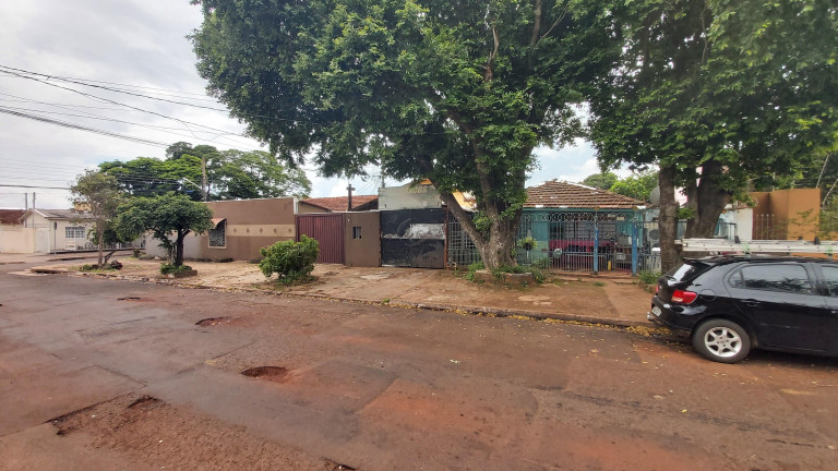 Imagem Terreno à Venda, 450 m² em Jardim América - Campo Grande