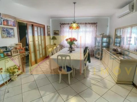 Imagem Casa com 4 Quartos para Alugar, 200 m² em água Verde - Blumenau Imagem Casa com 4 Quartos para Alugar, 200 m² em água Verde - Blumenau