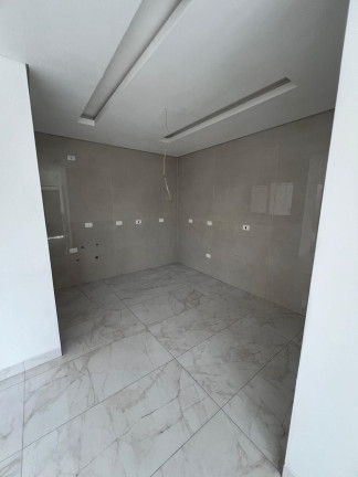 Imagem Casa com 3 Quartos à Venda, 170 m² em Uberaba - Curitiba Imagem Casa com 3 Quartos à Venda, 170 m² em Uberaba - Curitiba
