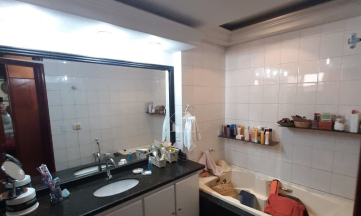 Imagem Apartamento com 3 Quartos à Venda, 201 m² em Setor Bueno - Goiânia Imagem Apartamento com 3 Quartos à Venda, 201 m² em Setor Bueno - Goiânia