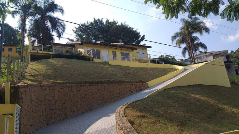 Casa com 3 Quartos à Venda, 1.064 m² em Serra Dos Lagos (jordanésia) - Cajamar
