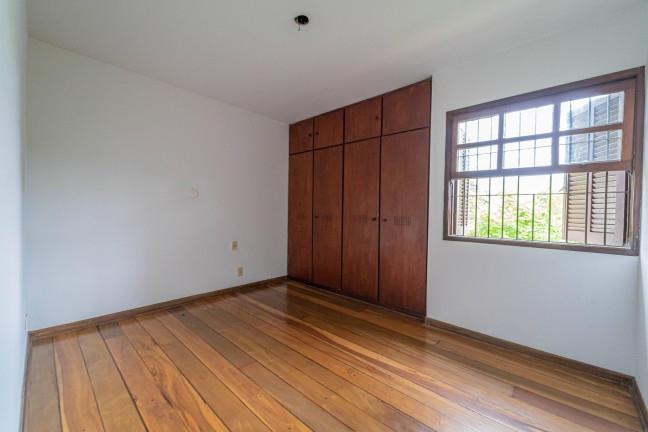 Imagem Casa com 4 Quartos à Venda, 308 m² em Jardim Prudência - São Paulo Imagem Casa com 4 Quartos à Venda, 308 m² em Jardim Prudência - São Paulo