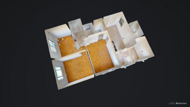 Imagem Imóvel com 2 Quartos à Venda, 74 m² em Petrópolis - Porto Alegre Imagem Imóvel com 2 Quartos à Venda, 74 m² em Petrópolis - Porto Alegre