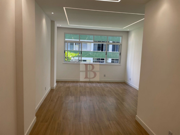 Imagem Imóvel com 3 Quartos à Venda, 100 m² em Icaraí - Niterói Imagem Imóvel com 3 Quartos à Venda, 100 m² em Icaraí - Niterói