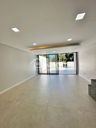 Imagem Casa com 3 Quartos à Venda, 228 m² em Parque Do Som - Pato Branco Imagem Casa com 3 Quartos à Venda, 228 m² em Parque Do Som - Pato Branco