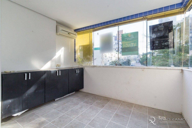 Imagem Apartamento com 2 Quartos à Venda, 165 m² em Petrópolis - Porto Alegre Imagem Apartamento com 2 Quartos à Venda, 165 m² em Petrópolis - Porto Alegre