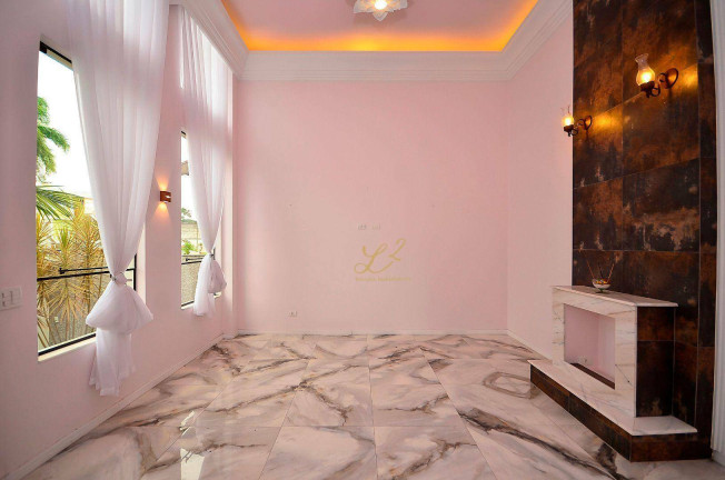 Imagem Casa com 6 Quartos à Venda, 450 m² em Bacacheri - Curitiba Imagem Casa com 6 Quartos à Venda, 450 m² em Bacacheri - Curitiba