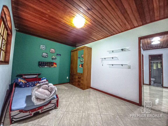 Imagem Casa com 3 Quartos à Venda, 250 m² em Pessegueiros - Teresópolis Imagem Casa com 3 Quartos à Venda, 250 m² em Pessegueiros - Teresópolis
