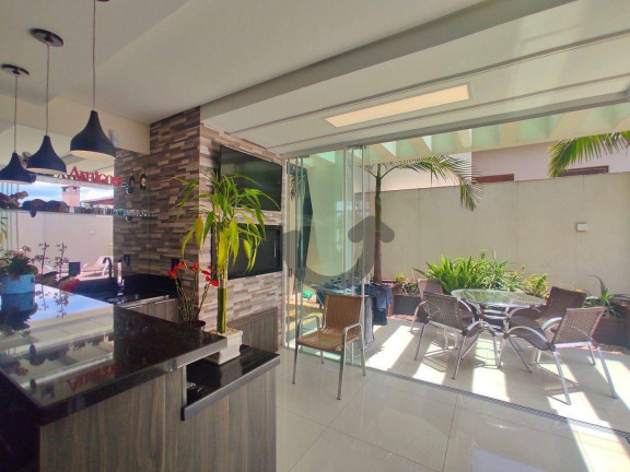 Imagem Casa com 3 Quartos à Venda, 279 m² em Goiás - Santa Cruz Do Sul Imagem Casa com 3 Quartos à Venda, 279 m² em Goiás - Santa Cruz Do Sul
