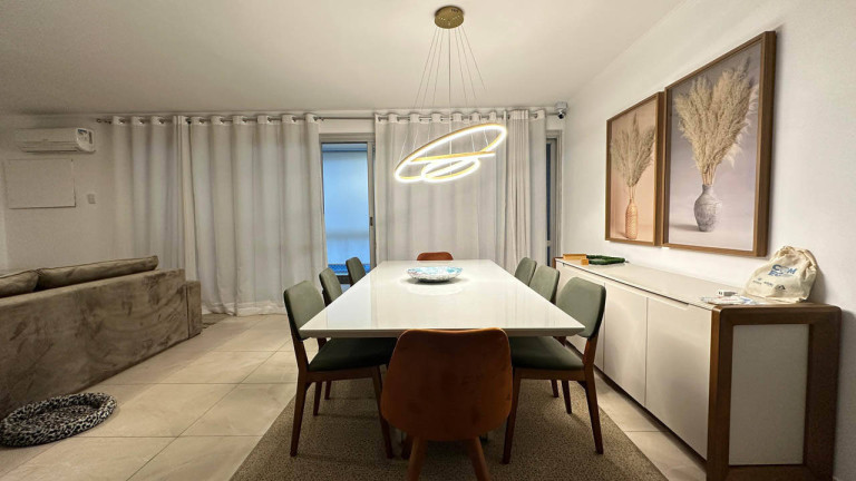 Imagem Apartamento com 3 Quartos à Venda, 174 m² em Pitangueiras - Guarujá Imagem Apartamento com 3 Quartos à Venda, 174 m² em Pitangueiras - Guarujá
