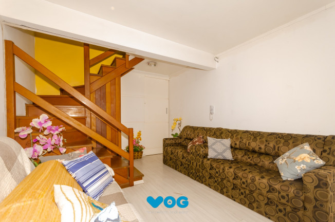 Imagem Casa com 2 Quartos à Venda, 74 m² em Sarandi - Porto Alegre