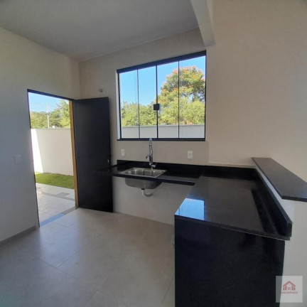 Imagem Casa com 2 Quartos à Venda, 74 m² em Caxito - Maricá