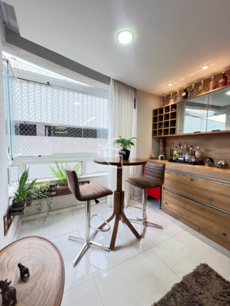 Imagem Apartamento com 3 Quartos à Venda, 103 m² em Atiradores - Joinville