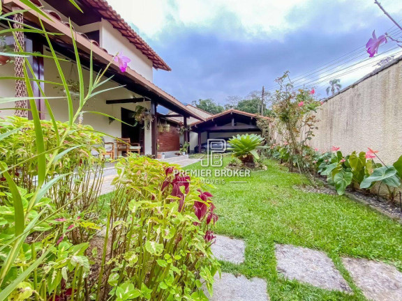 Casa com 3 Quartos à Venda, 239 m² em Comary - Teresópolis