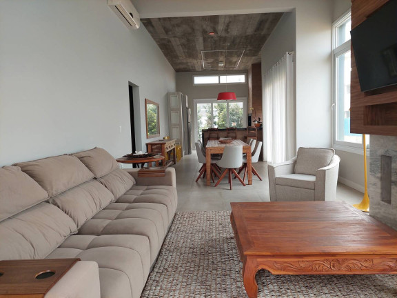 Imagem Casa com 4 Quartos à Venda, em Xangri-lá Imagem Casa com 4 Quartos à Venda, em Xangri-lá