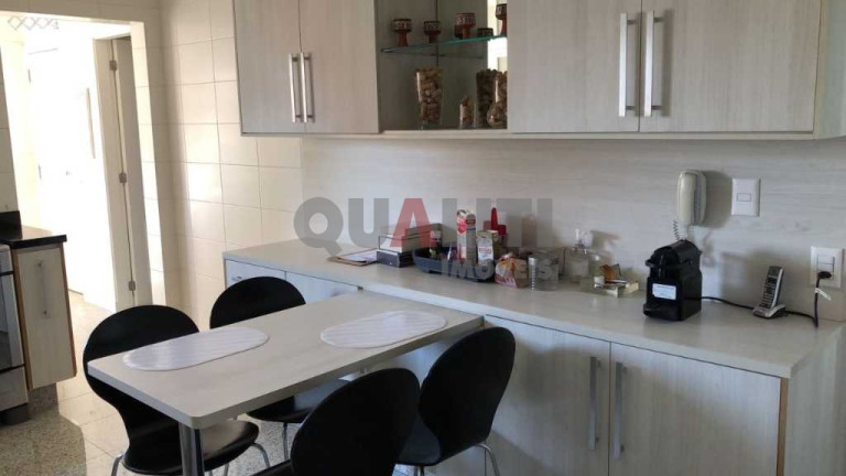 Imagem Apartamento com 3 Quartos à Venda, 163 m² em Moema - São Paulo Imagem Apartamento com 3 Quartos à Venda, 163 m² em Moema - São Paulo