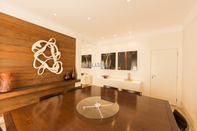 Imagem Apartamento com 3 Quartos à Venda, 28.000 m² em Vila Nova Conceição - São Paulo Imagem Apartamento com 3 Quartos à Venda, 28.000 m² em Vila Nova Conceição - São Paulo