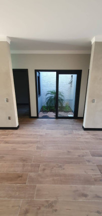 Imagem Casa com 3 Quartos à Venda, em Pinheiro - São Leopoldo Imagem Casa com 3 Quartos à Venda, em Pinheiro - São Leopoldo