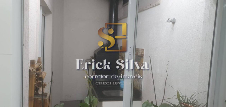 Imagem Casa com 2 Quartos à Venda, 65 m² em Vila Osasco - Osasco