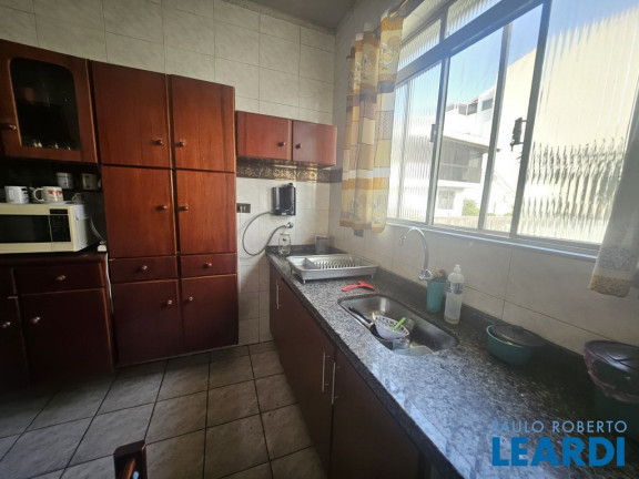 Imagem Sobrado com 3 Quartos à Venda, 270 m² em Parque Bandeirante - Santo André Imagem Sobrado com 3 Quartos à Venda, 270 m² em Parque Bandeirante - Santo André