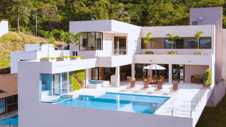 Casa com 7 Quartos à Venda,  em Escarpas Do Lago - Capitólio