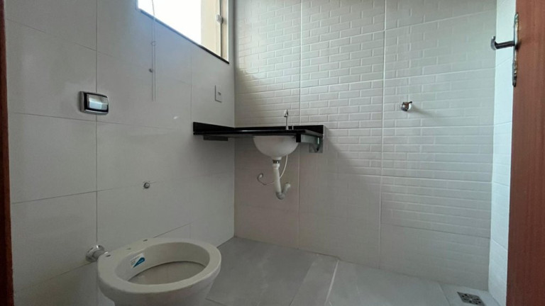 Imagem Casa com 3 Quartos à Venda, 360 m² em Jardim Ouro Verde - Bauru Imagem Casa com 3 Quartos à Venda, 360 m² em Jardim Ouro Verde - Bauru