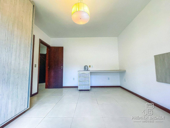 Imagem Casa com 4 Quartos à Venda, 289 m² em Tijuca - Teresópolis Imagem Casa com 4 Quartos à Venda, 289 m² em Tijuca - Teresópolis