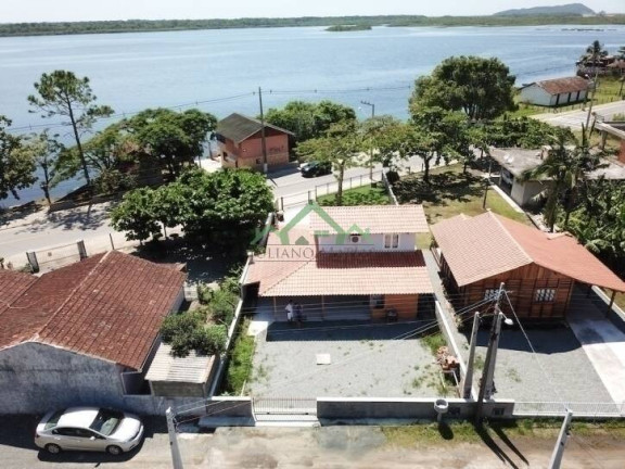 Imagem Sobrado com 2 Quartos à Venda, 115 m² em Costeira - Balneário Barra Do Sul Imagem Sobrado com 2 Quartos à Venda, 115 m² em Costeira - Balneário Barra Do Sul