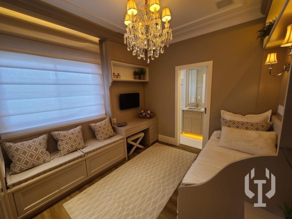 Imagem Apartamento com 4 Quartos à Venda, 255 m² em Meia Praia Imagem Apartamento com 4 Quartos à Venda, 255 m² em Meia Praia