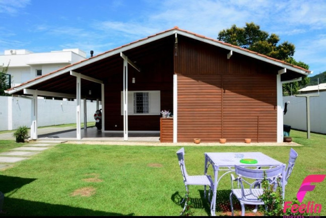 Imagem Casa com 4 Quartos à Venda, 400 m² em Lagoa Da Conceição - Florianópolis