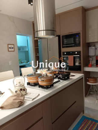 Imagem Casa com 3 Quartos à Venda, 360 m² em Nova São Pedro - São Pedro Da Aldeia Imagem Casa com 3 Quartos à Venda, 360 m² em Nova São Pedro - São Pedro Da Aldeia