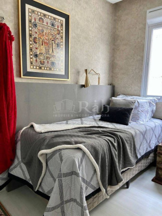 Apartamento com 3 Quartos à Venda, 140 m² em Meia Praia - Itapema