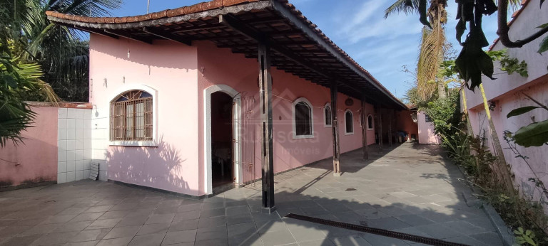 Imagem Casa com 2 Quartos à Venda, 260 m² em Balneario Gaivotas - Itanhaém Imagem Casa com 2 Quartos à Venda, 260 m² em Balneario Gaivotas - Itanhaém