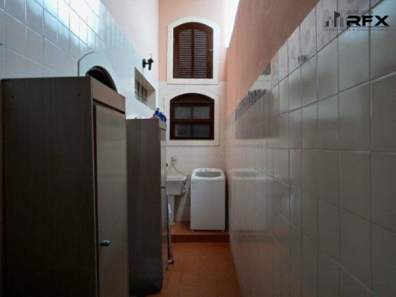 Imagem Casa com 3 Quartos à Venda, 420 m² em Piratininga - Niterói