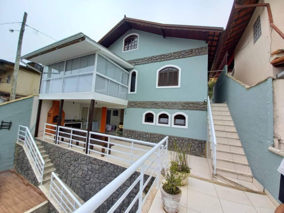 Casa com 3 Quartos à Venda,  em Braunes - Nova Friburgo