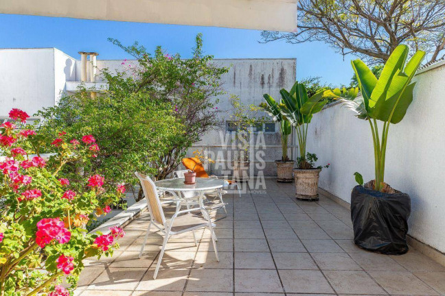 Imagem Casa com 2 Quartos à Venda, 877 m² em Jardim Paulista - São Paulo Imagem Casa com 2 Quartos à Venda, 877 m² em Jardim Paulista - São Paulo