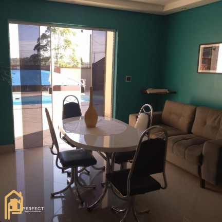 Imagem Casa com 3 Quartos à Venda, 124 m² em Residencial Estoril - Taubaté Imagem Casa com 3 Quartos à Venda, 124 m² em Residencial Estoril - Taubaté