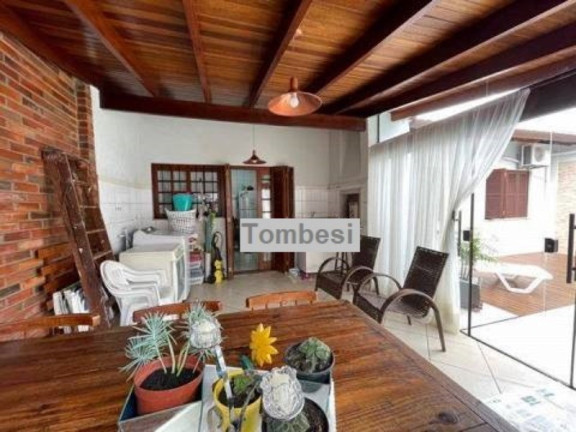 Imagem Casa com 3 Quartos à Venda, 140 m² em Parque Da Matriz - Cachoeirinha