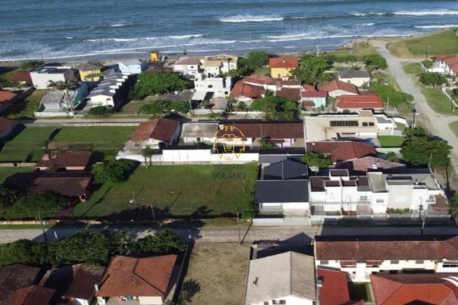 Imagem Casa com 8 Quartos à Venda, 360 m² em Balneário Brasília - Itapoá
