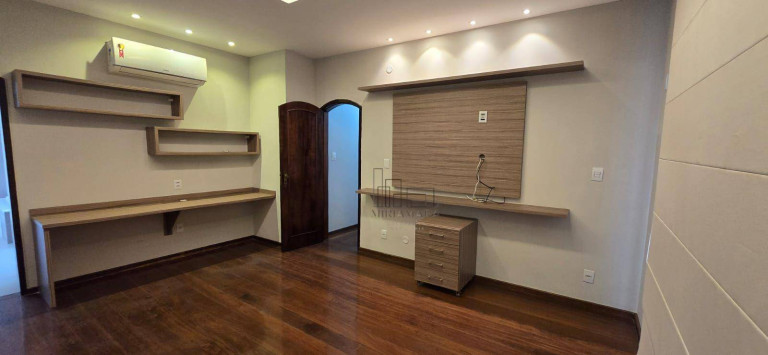 Imagem Casa com 3 Quartos à Venda, 360 m² em Jardim Amália - Volta Redonda Imagem Casa com 3 Quartos à Venda, 360 m² em Jardim Amália - Volta Redonda