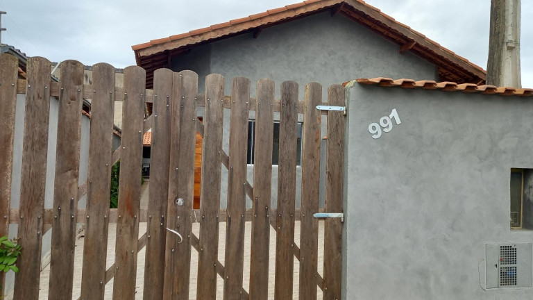 Imagem Casa com 2 Quartos à Venda, 130 m² em Bopiranga - Itanhaém Imagem Casa com 2 Quartos à Venda, 130 m² em Bopiranga - Itanhaém