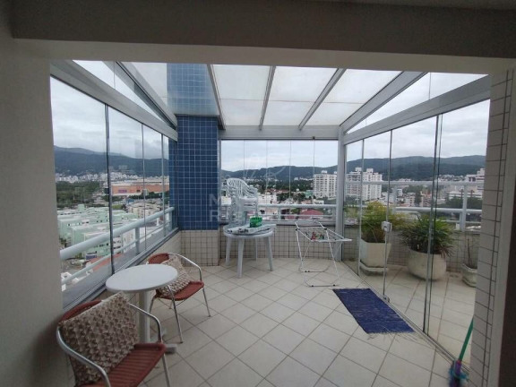 Imagem Cobertura com 3 Quartos à Venda, 250 m² em Trindade - Florianópolis Imagem Cobertura com 3 Quartos à Venda, 250 m² em Trindade - Florianópolis