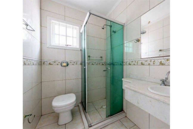 Imagem Casa com 4 Quartos à Venda, em Vila Assunção - Porto Alegre Imagem Casa com 4 Quartos à Venda, em Vila Assunção - Porto Alegre
