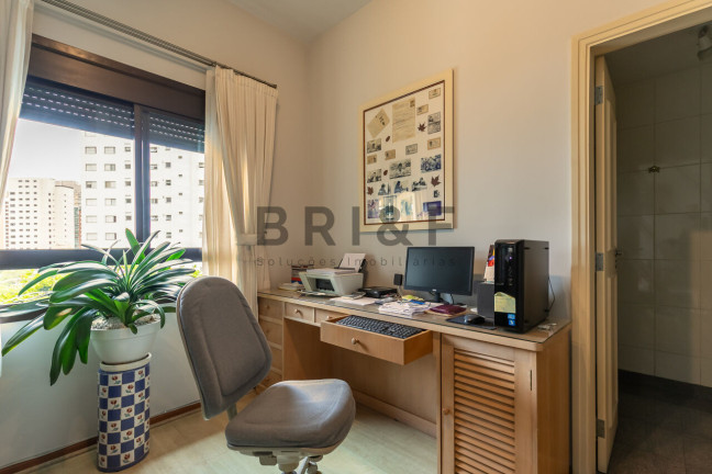 Imagem Apartamento com 4 Quartos à Venda, 242 m² em Moema - São Paulo Imagem Apartamento com 4 Quartos à Venda, 242 m² em Moema - São Paulo
