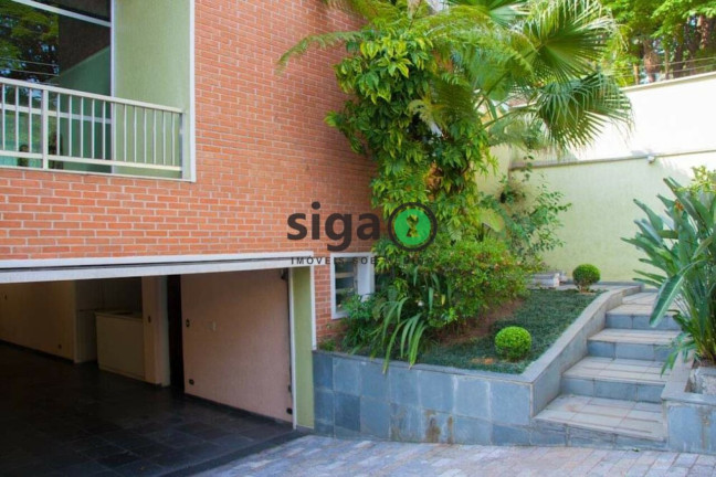 Imagem Casa com 4 Quartos à Venda, 530 m² em Brooklin - São Paulo Imagem Casa com 4 Quartos à Venda, 530 m² em Brooklin - São Paulo