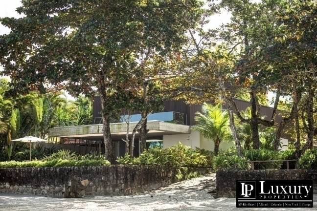 Imagem Casa com 6 Quartos à Venda, 675 m² em Baleia - São Sebastião Imagem Casa com 6 Quartos à Venda, 675 m² em Baleia - São Sebastião